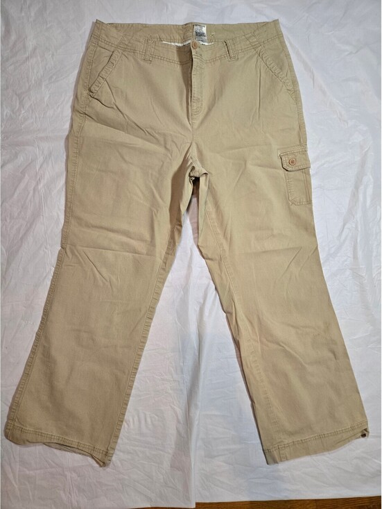 Dockers Pants - Dockers Women's 18W Khaki Cargo Pants Utility Straight Leg Stretch